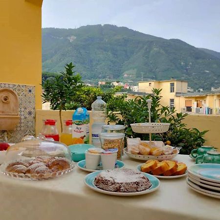 B&B Il Vialetto Castellammare di Stabia Kültér fotó
